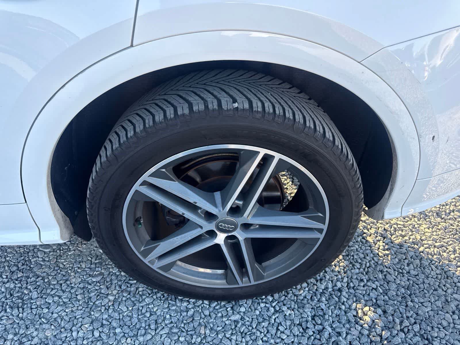 Used 2019 Audi SQ5 Premium w/ Convenience Package AWD/4WD image 10