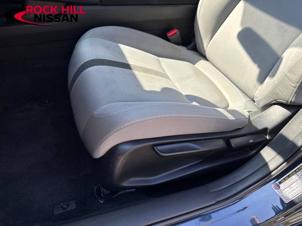Used 2018 Honda Civic EX image 16