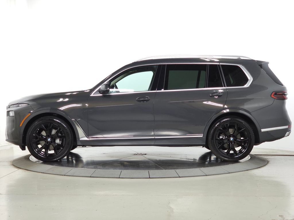 Used 2026 BMW X7 xDrive40i w/ Premium Package AWD/4WD image 5
