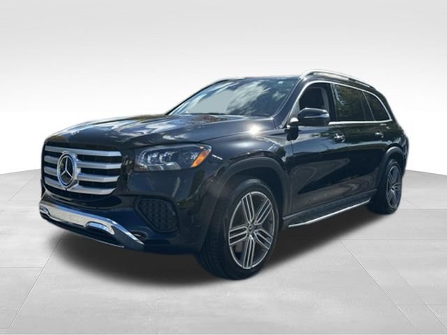 Used 2026 Mercedes-Benz GLS 450 4MATIC image 2