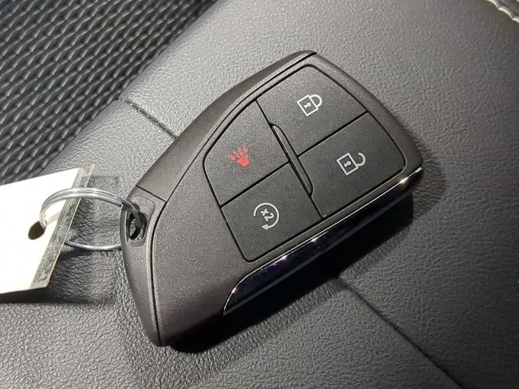 Used 2026 GMC Terrain Elevation w/ LPO, Floor Liner Package image 32
