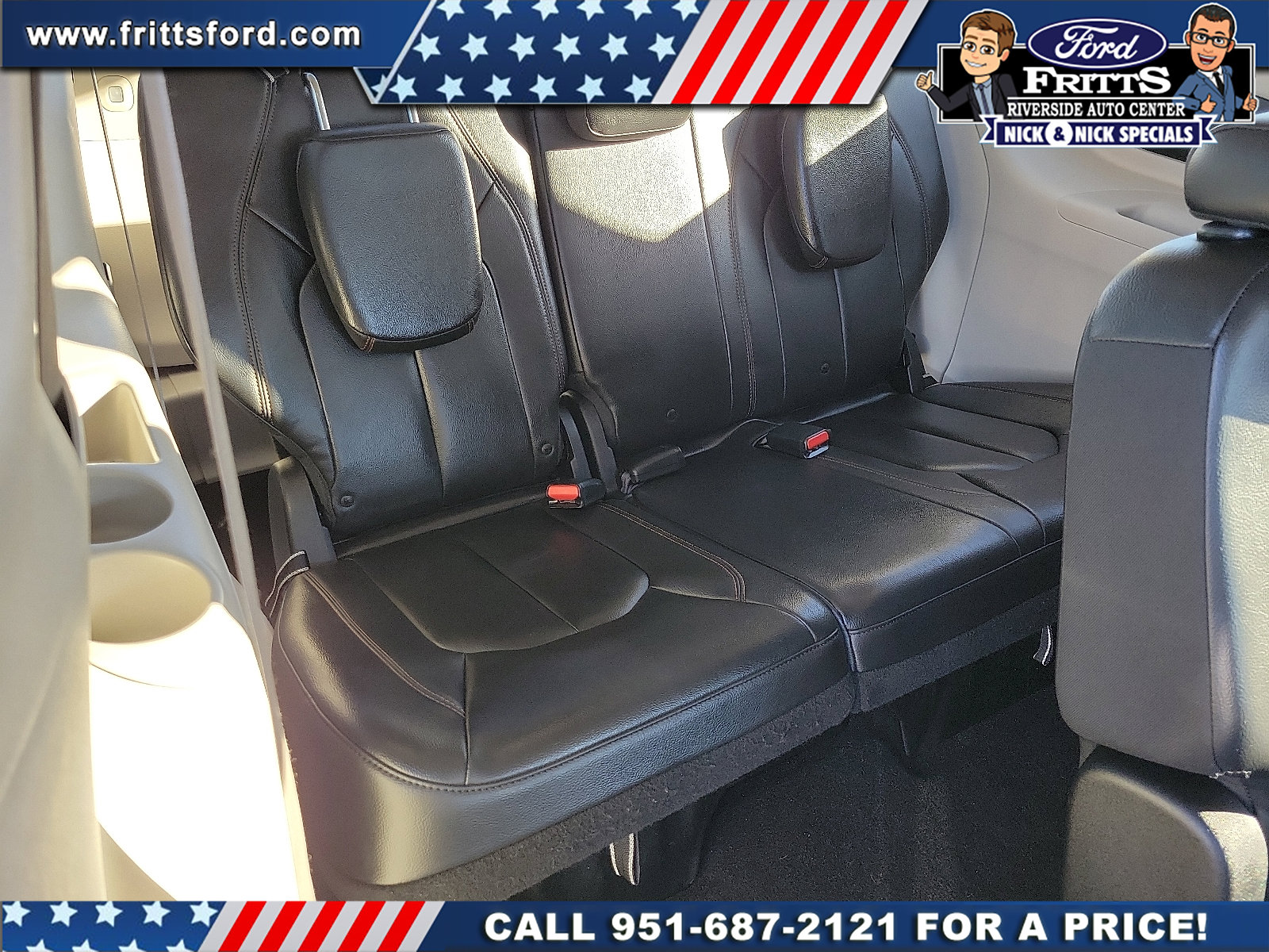 Used 2017 Chrysler Pacifica Touring-L image 17