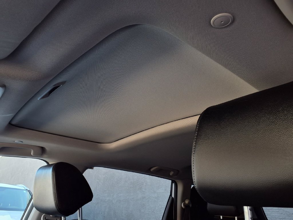 Used 2025 Honda CR-V EX-L image 19