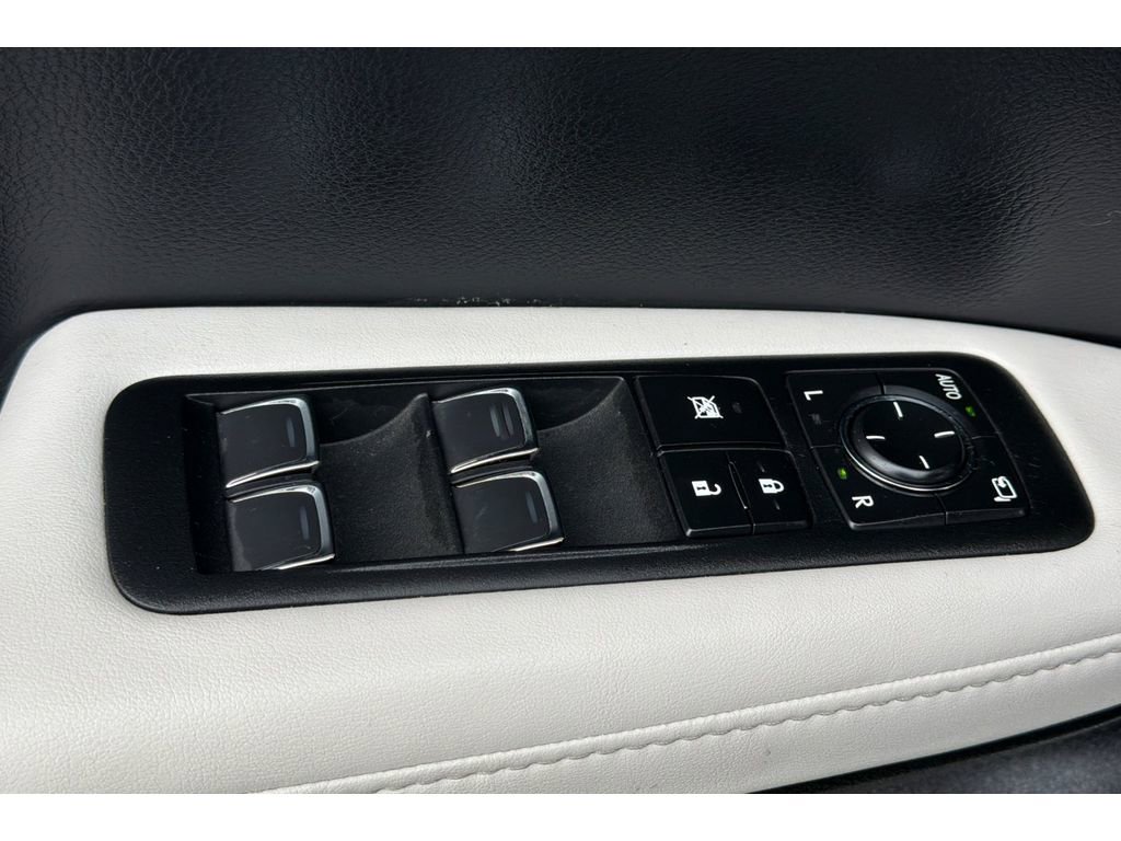 Used 2022 Lexus RX 450h AWD w/ Premium Package image 12