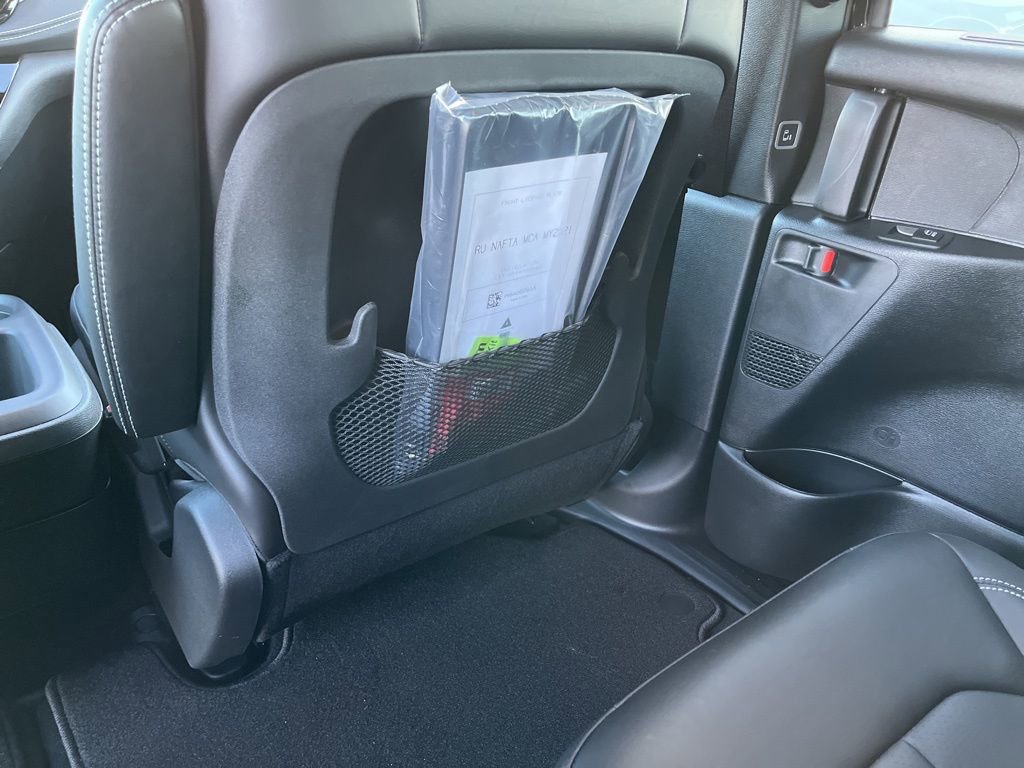 New 2026 Chrysler Pacifica Select w/ S Appearance Package image 40