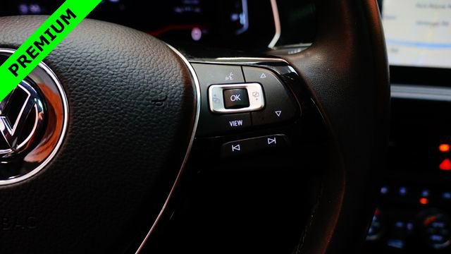 Used 2020 Volkswagen Jetta SEL Premium image 23