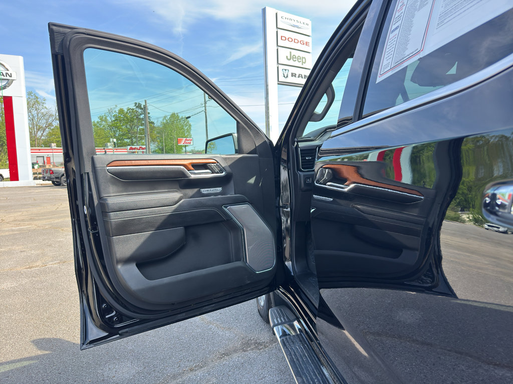 Used 2023 GMC Sierra 1500 Denali w/ Technology Package image 18