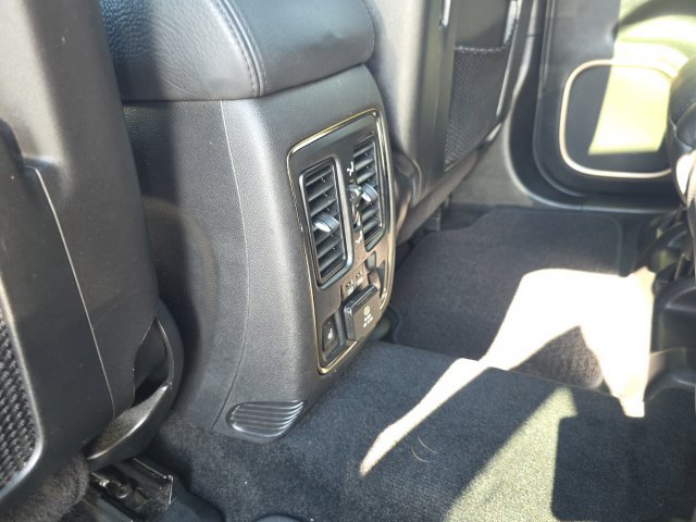 Used 2014 Jeep Grand Cherokee Summit AWD/4WD image 39