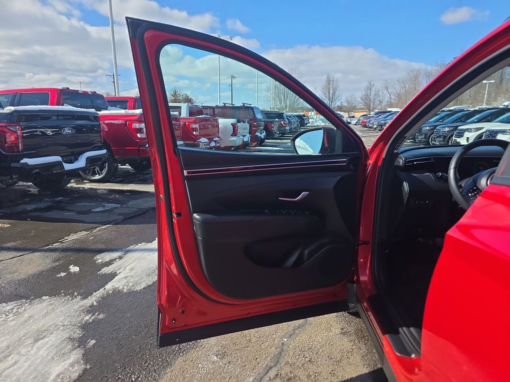 Used 2023 Hyundai Tucson SEL w/ Convenience Package image 18