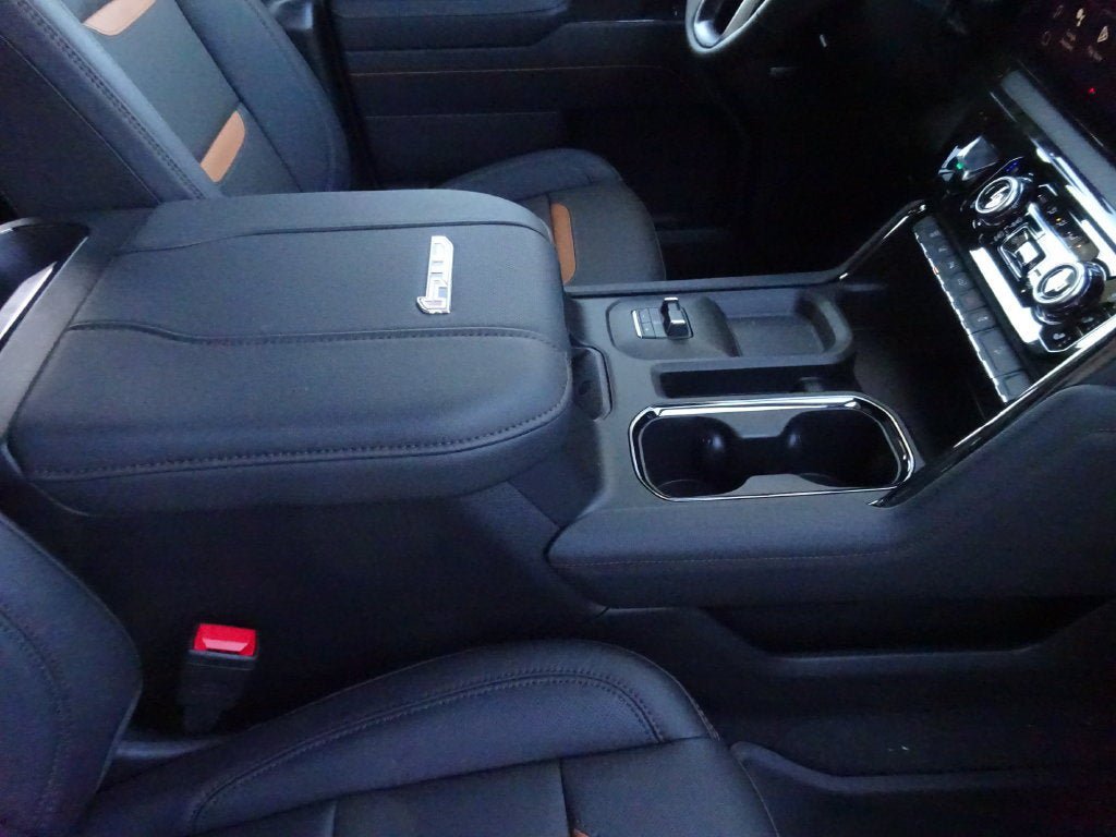 New 2026 GMC Sierra 2500 AT4 w/ AT4 Premium Plus Package AWD/4WD image 19