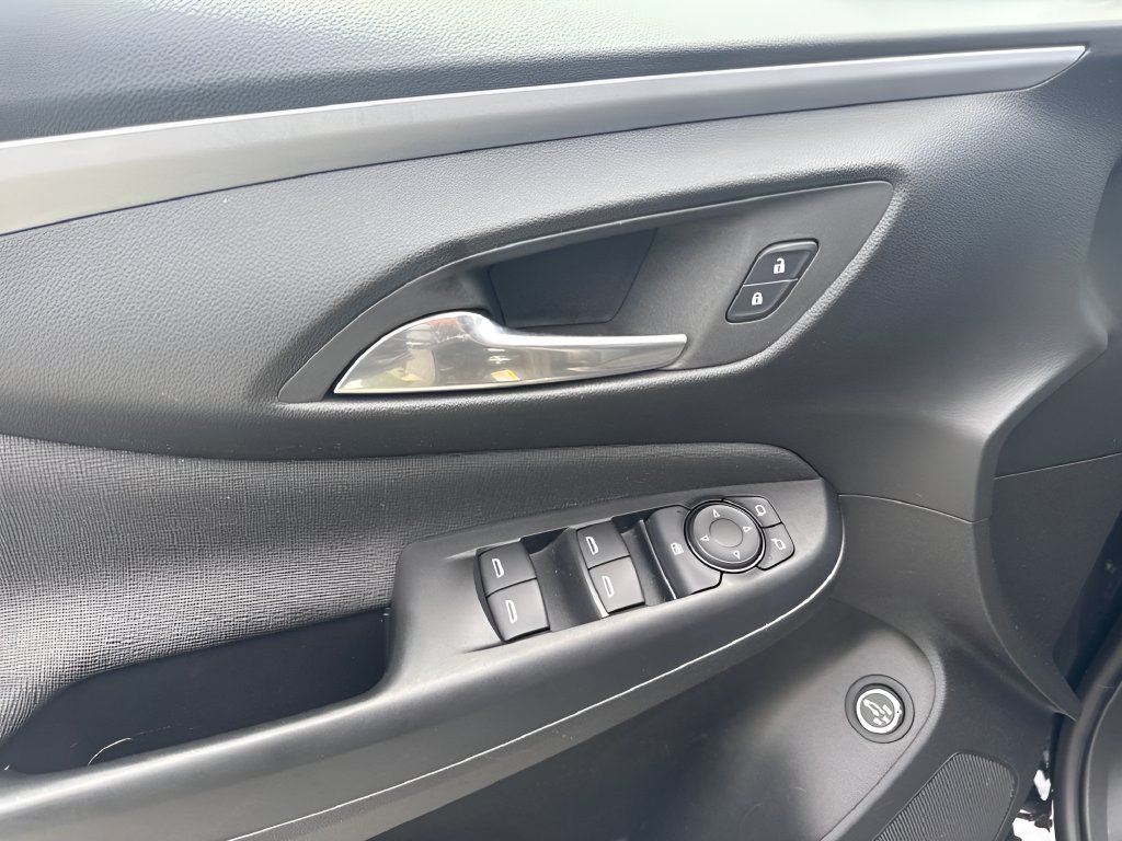 Used 2025 Buick Envista Preferred w/ Convenience I Package FWD image 19