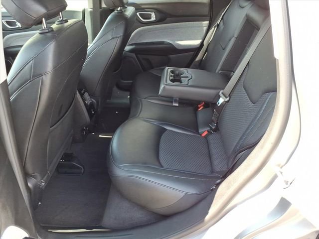 Used 2022 Jeep Compass Latitude w/ Convenience Group AWD/4WD image 15