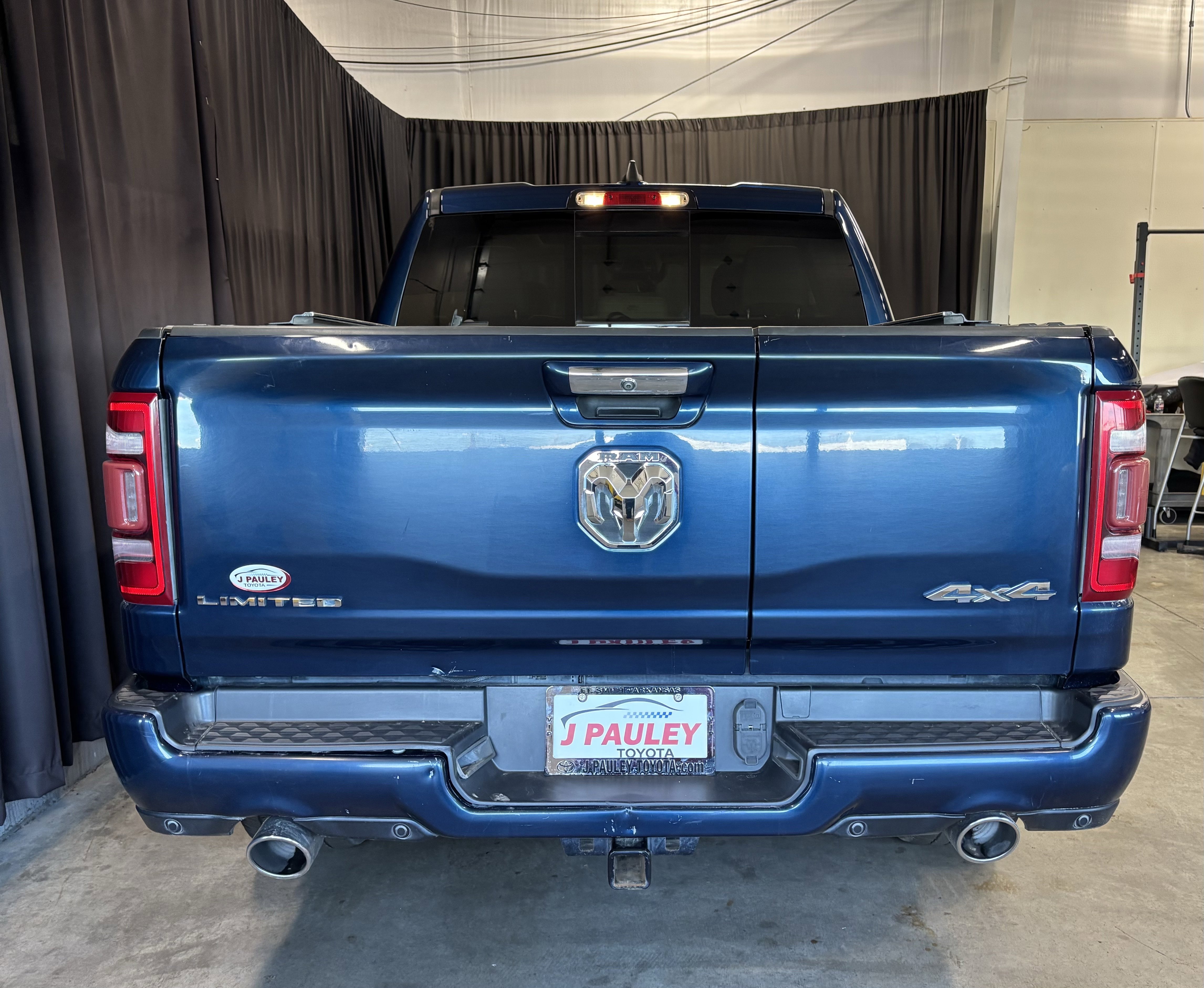 Used 2020 RAM 1500 Limited image 32