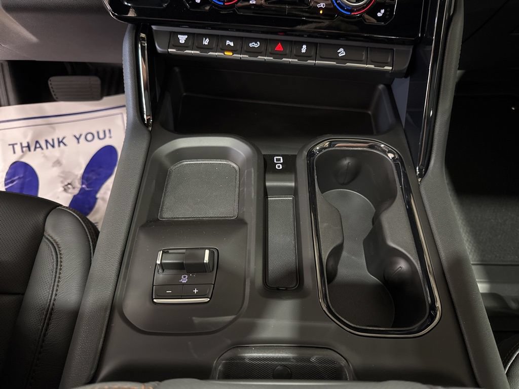 New 2026 GMC Sierra 2500 AT4 w/ AT4 Premium Plus Package AWD/4WD image 38