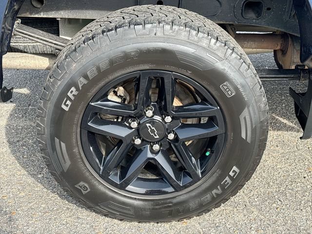 Used 2019 Chevrolet Silverado 1500 Custom Trail Boss w/ Custom Convenience Package image 11