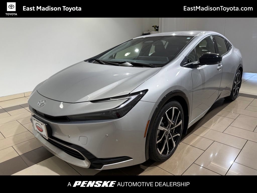 Used 2024 Toyota Prius Prime FWD image 1