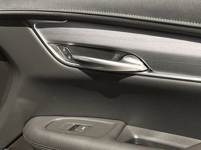 New 2026 Cadillac XT5 Luxury image 24