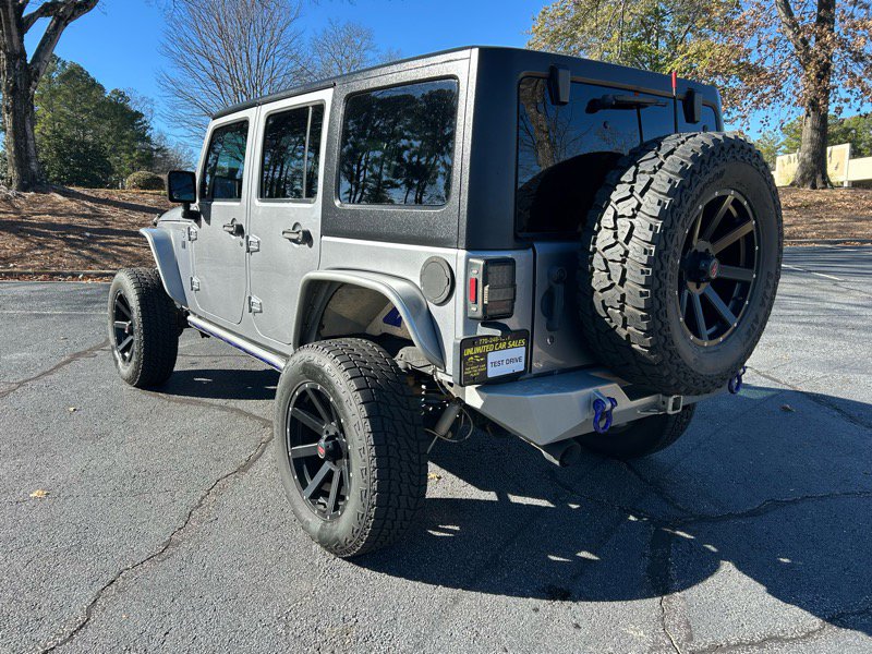 Used 2016 Jeep Wrangler Unlimited Sahara w/ Connectivity Group image 3