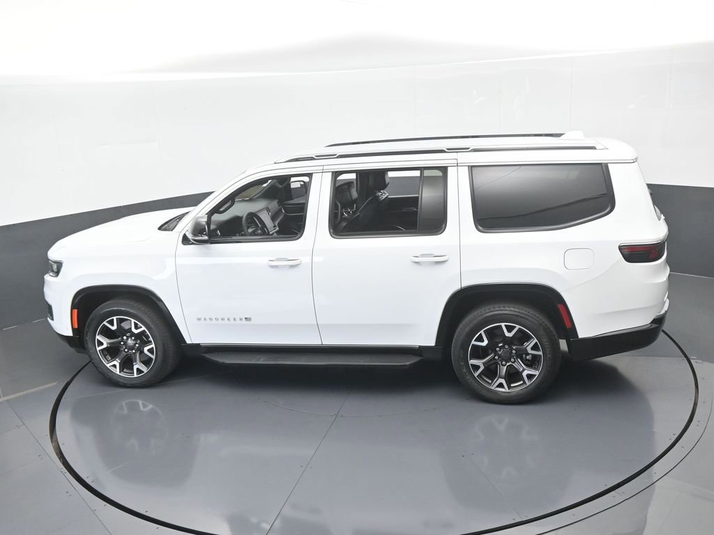 Used 2023 Jeep Wagoneer Series III w/ Preferred Equipment Group image 51