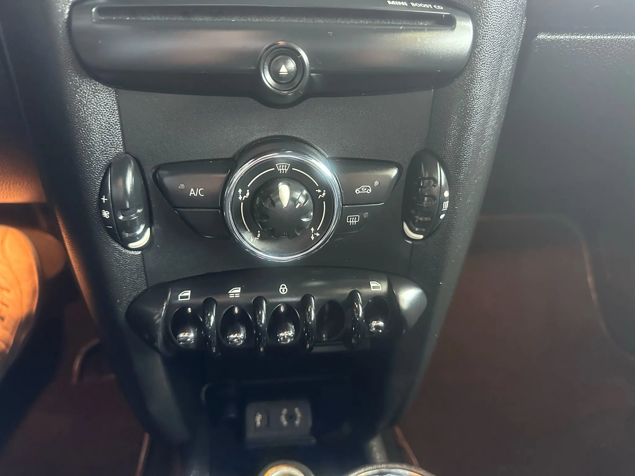 Used 2014 MINI Cooper Cooper Convertible 2D image 15