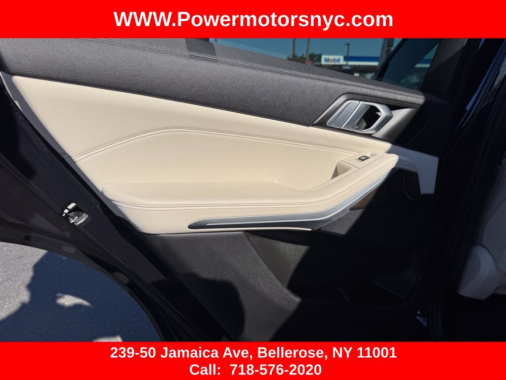 Used 2022 BMW X5 xDrive40i w/ M Sport Package AWD/4WD image 20