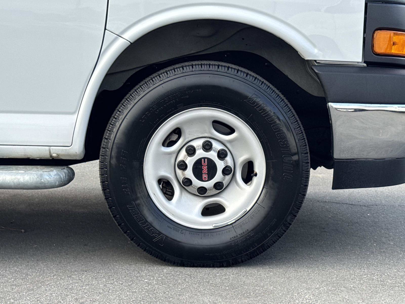 Used 2024 GMC Savana 2500 w/ Driver Convenience Package image 30