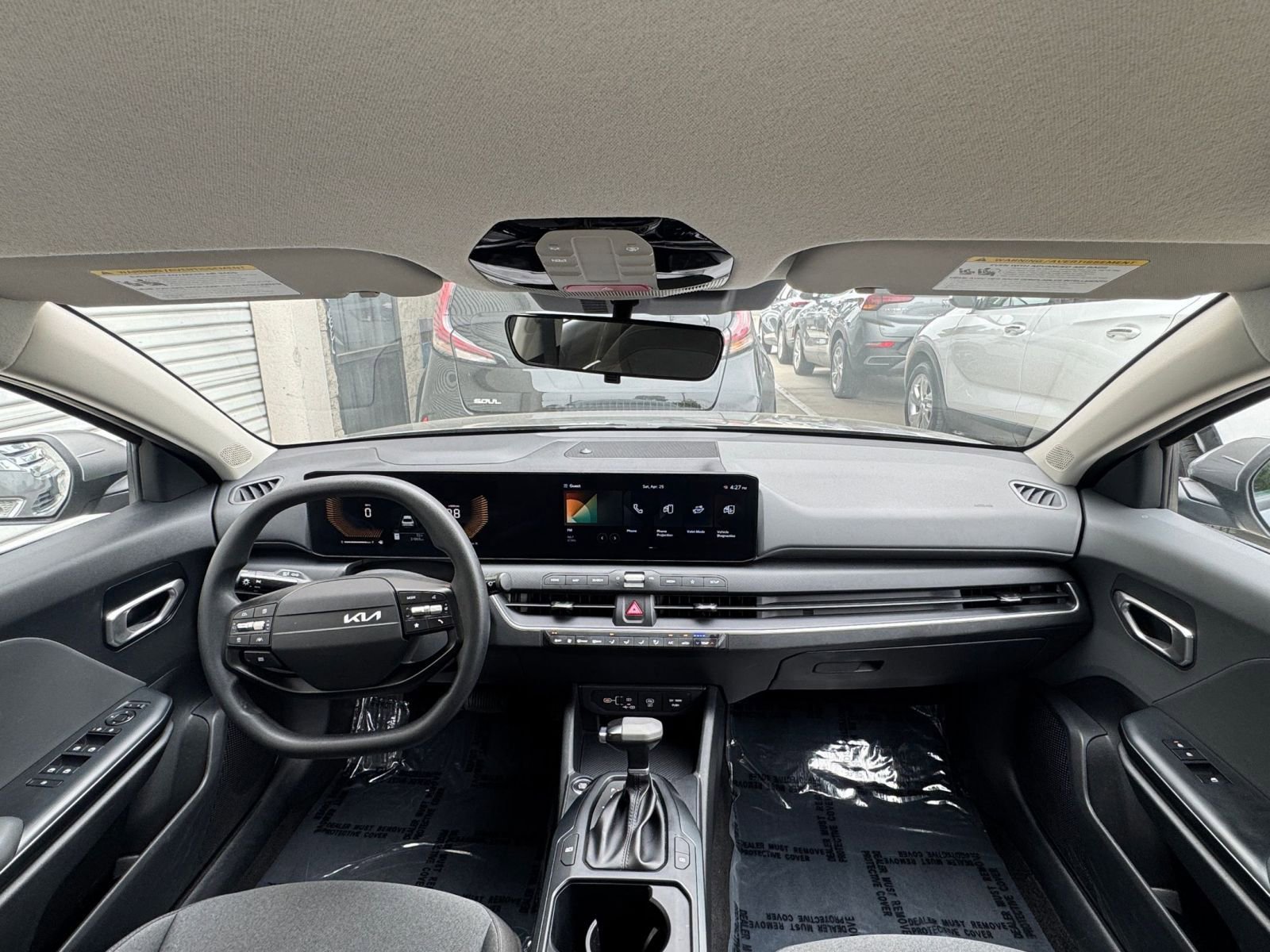 Used 2025 Kia K4 FWD image 33