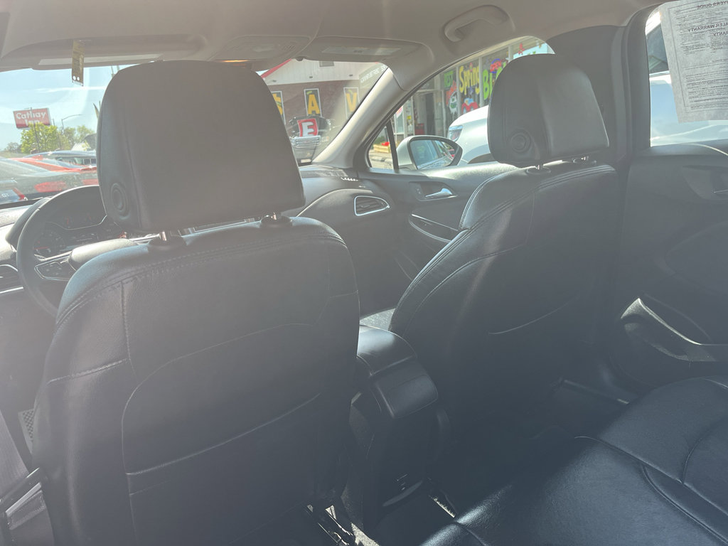 Used 2017 Chevrolet Cruze LT w/ Convenience Package FWD image 13
