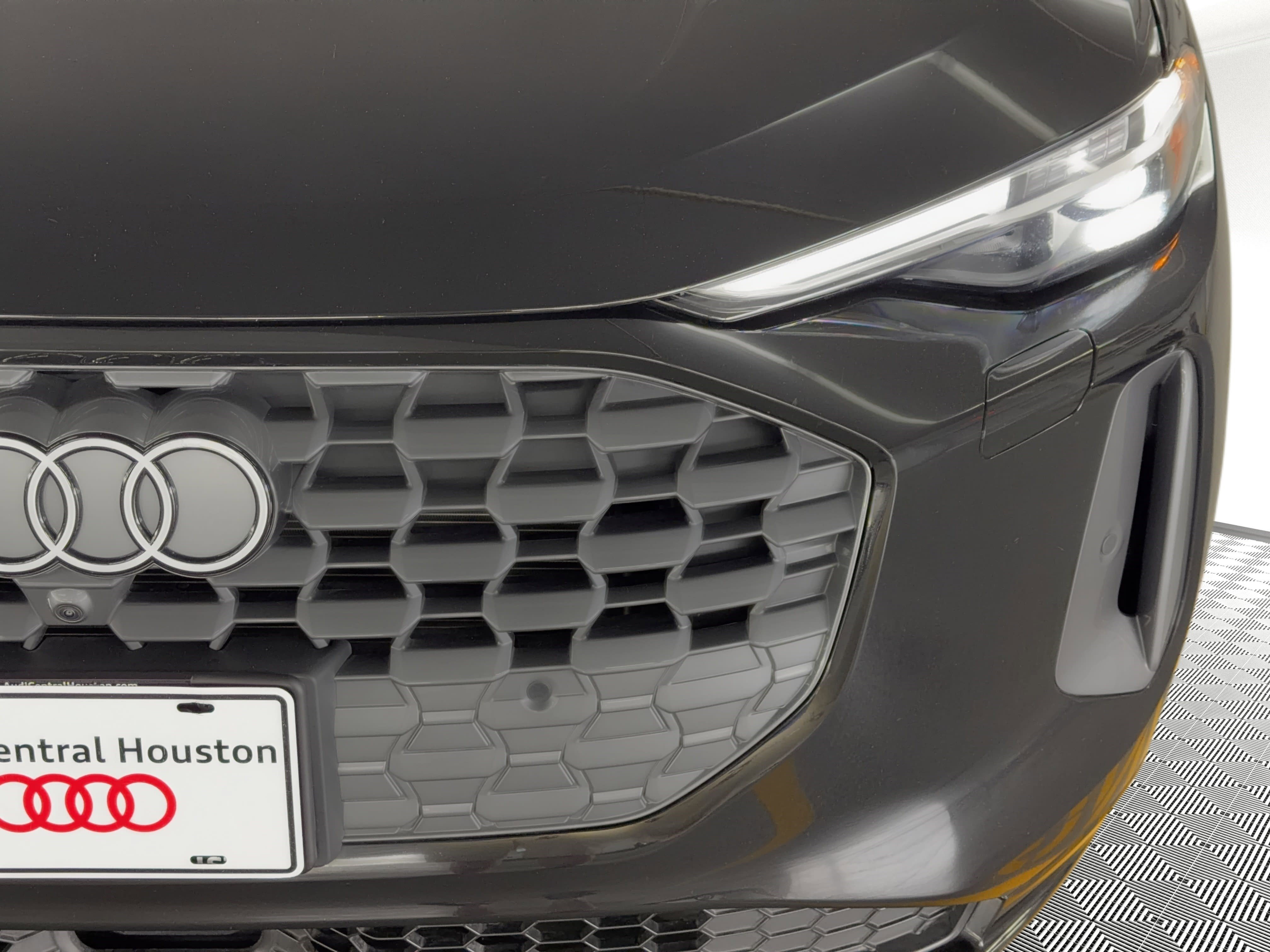 Certified 2025 Audi Q5 Premium Plus w/ Premium Plus image 11