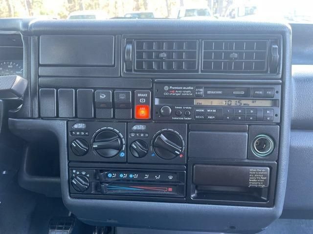 Used 1993 Volkswagen Eurovan GL FWD image 27