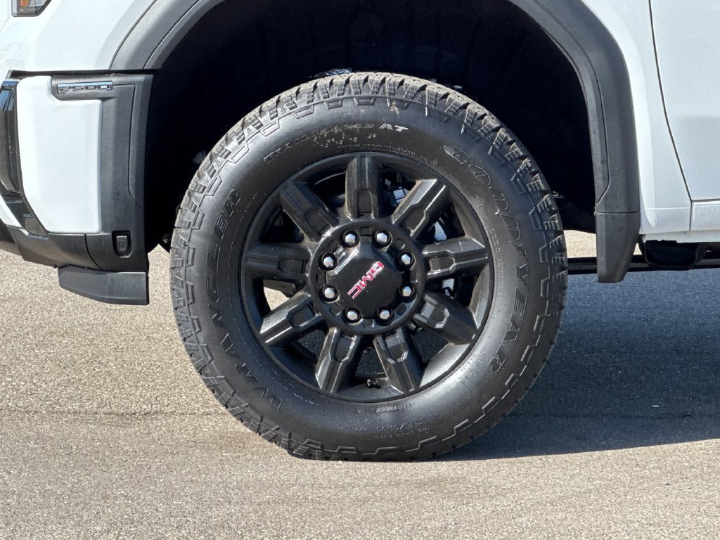 New 2026 GMC Sierra 2500 AT4 w/ Max Trailering Package AWD/4WD image 23