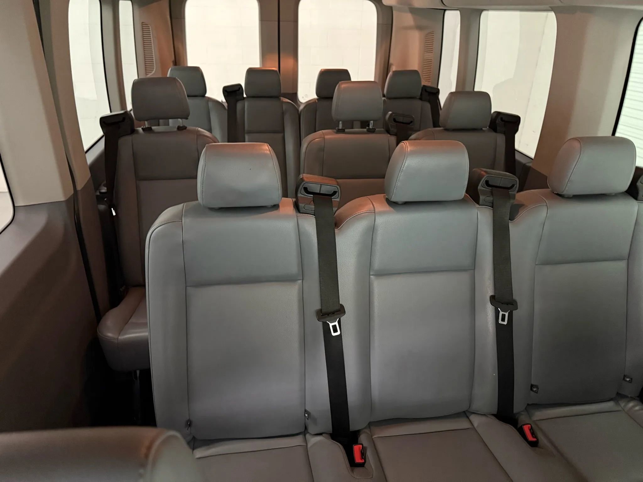 Used 2016 Ford Transit 350 XL image 40