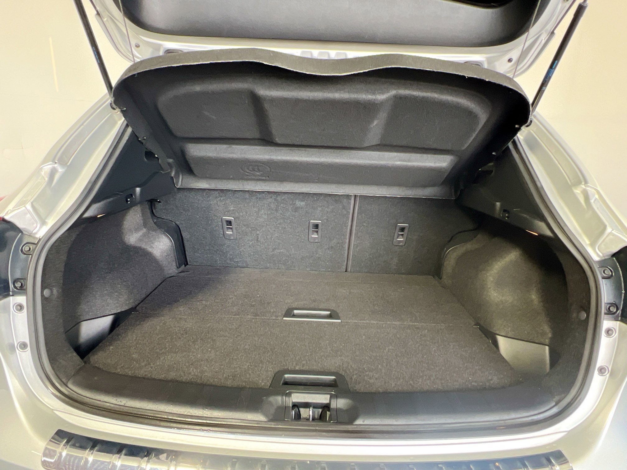 Used 2022 Nissan Rogue Sport SV w/ Technology Package image 34