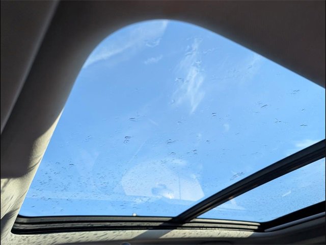 Used 2022 Jeep Compass Latitude w/ Sun and Sound Group image 13