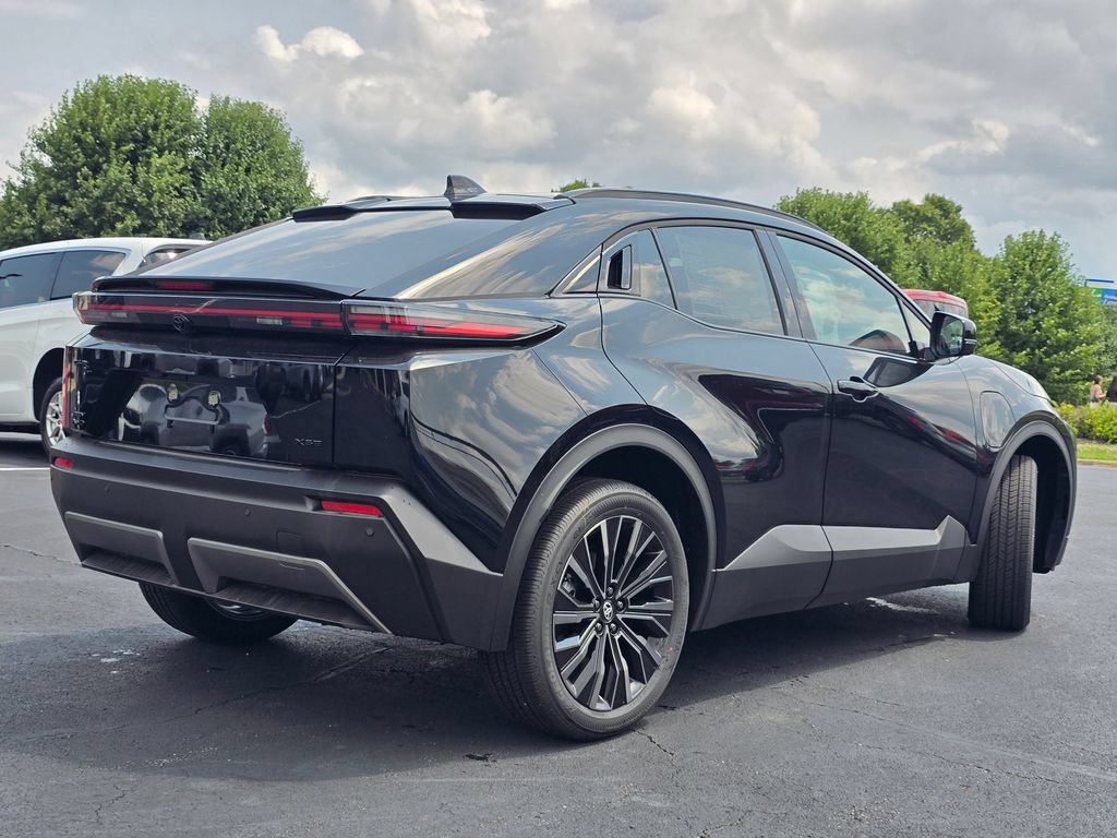 New 2026 Toyota C-HR AWD/4WD image 8