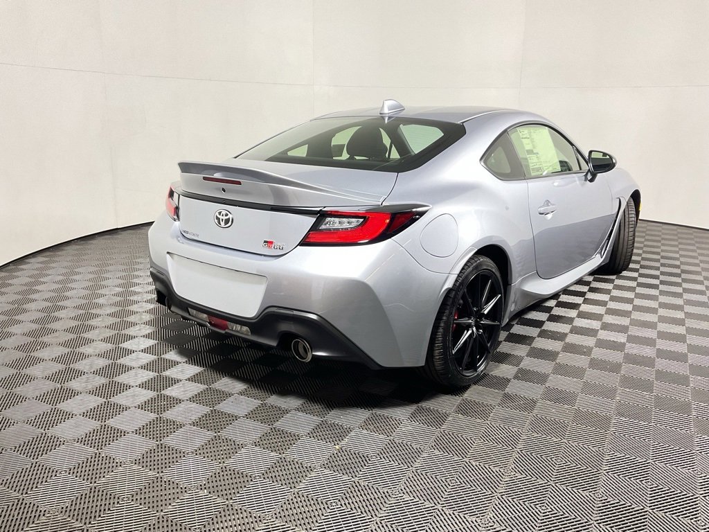 New 2025 Toyota GR86 Premium image 14