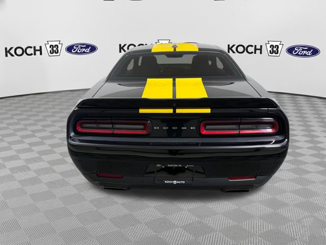 Used 2019 Dodge Challenger R/T RWD image 7