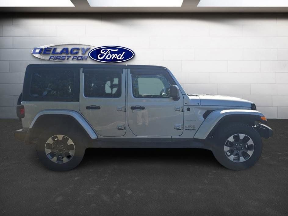 Used 2022 Jeep Wrangler Unlimited Sahara w/ Dual Top Group image 6