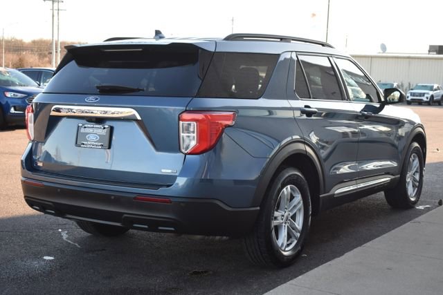 Used 2020 Ford Explorer XLT w/ Comfort Package image 9