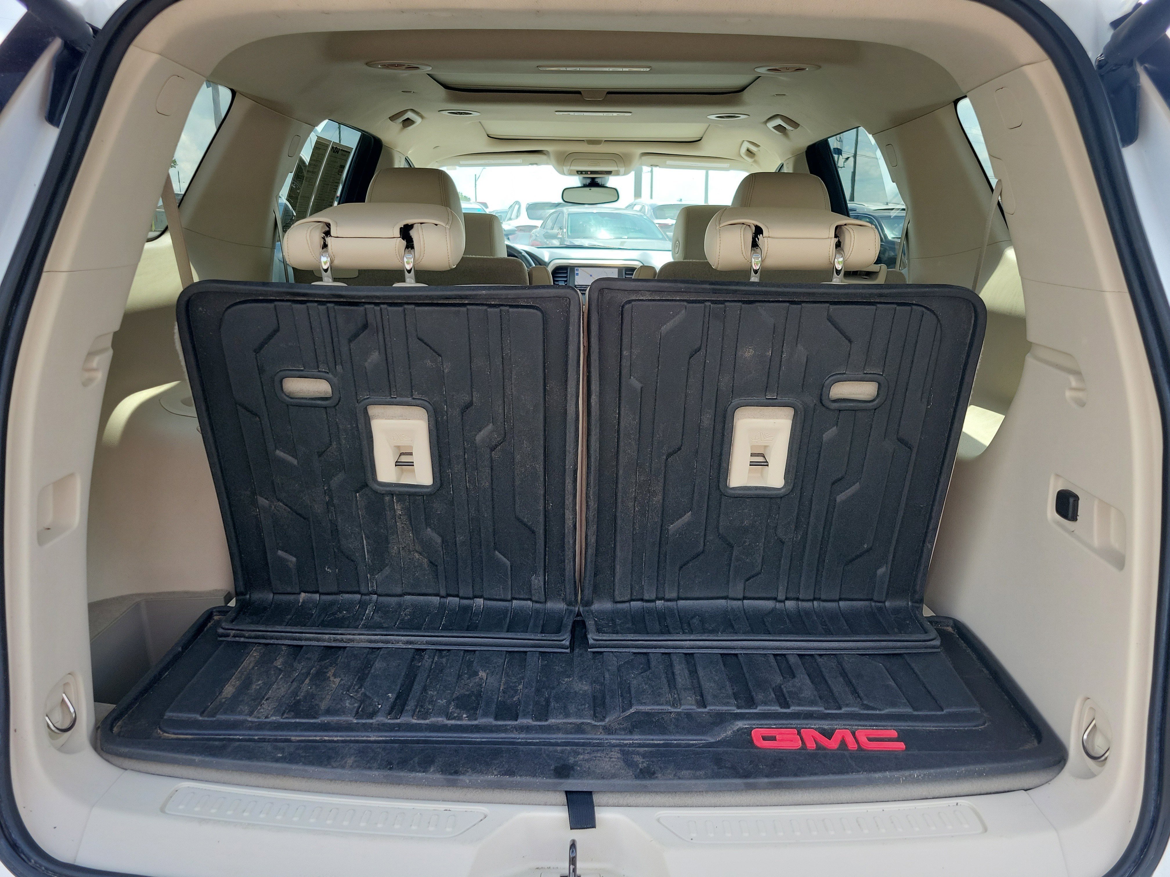 Used 2020 GMC Acadia Denali w/ LPO, Floor Liner Package FWD image 22