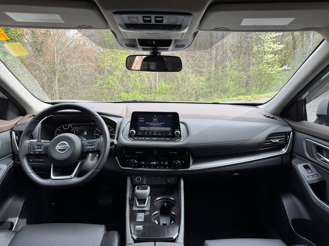 Used 2021 Nissan Rogue SV w/ Premium Package FWD image 10