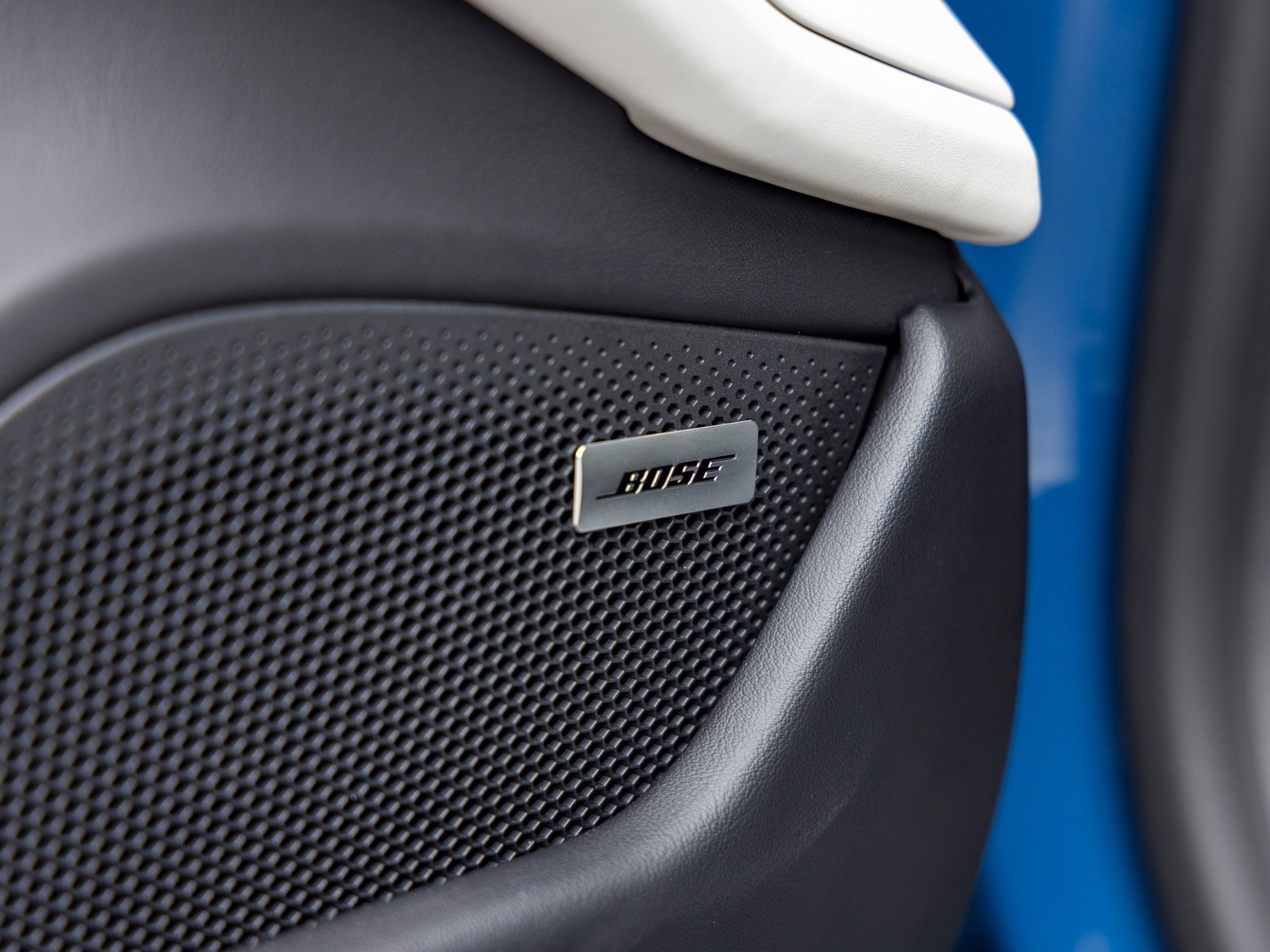 New 2025 Porsche Taycan 4S image 23