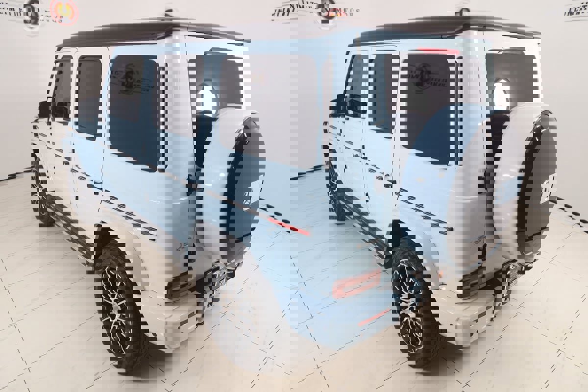 Used 2022 Mercedes-Benz G 550 image 29