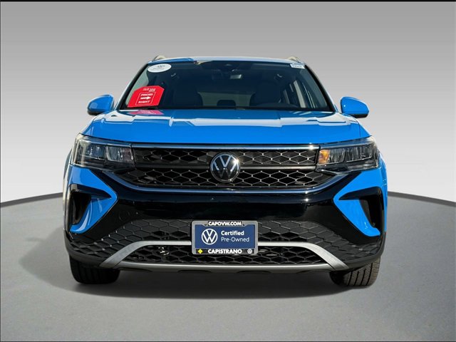 Certified 2023 Volkswagen Taos SE w/ Panoramic Sunroof Package image 2