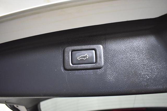 Used 2016 Subaru Outback 2.5i Limited AWD/4WD image 31
