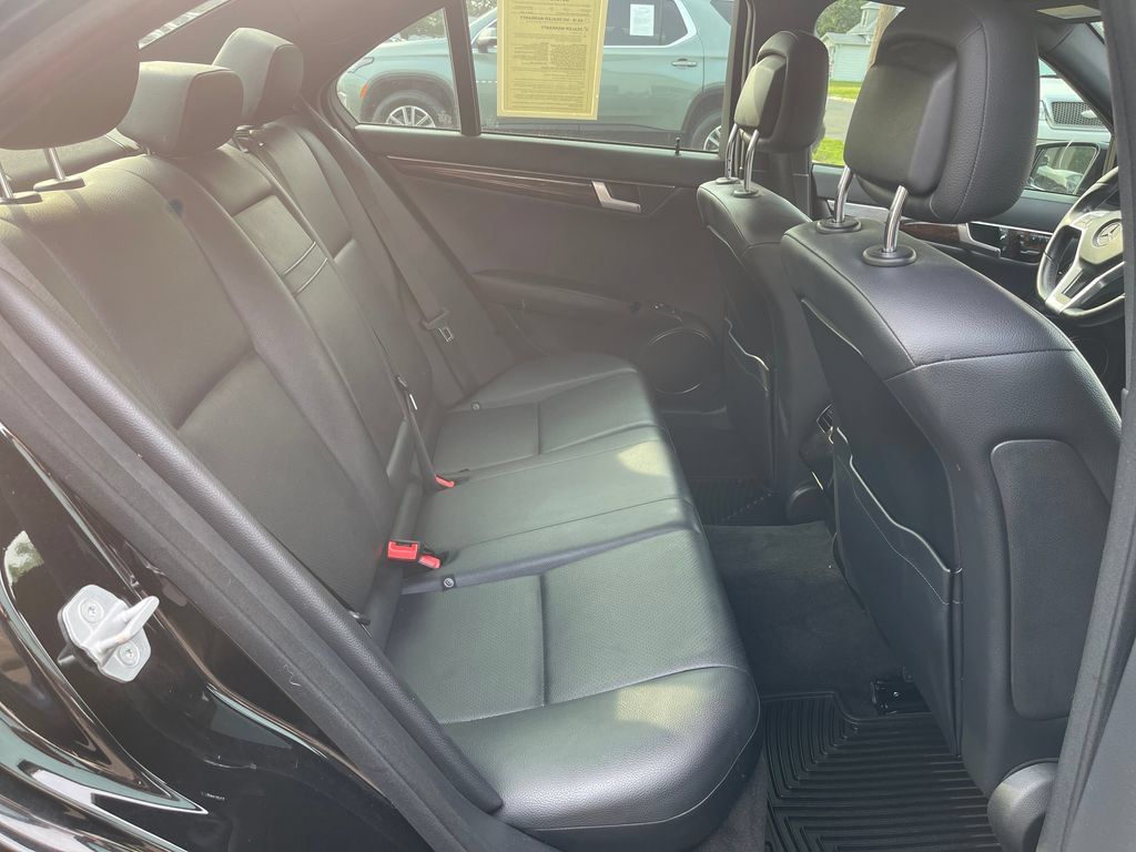Used 2013 Mercedes-Benz C 300 4MATIC Sedan image 20