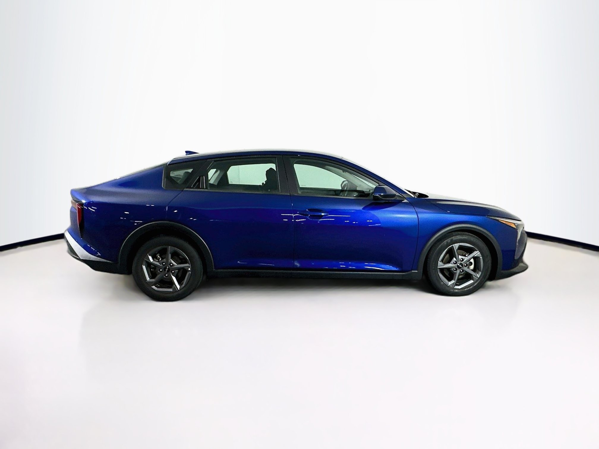 Used 2025 Kia K4 FWD image 10