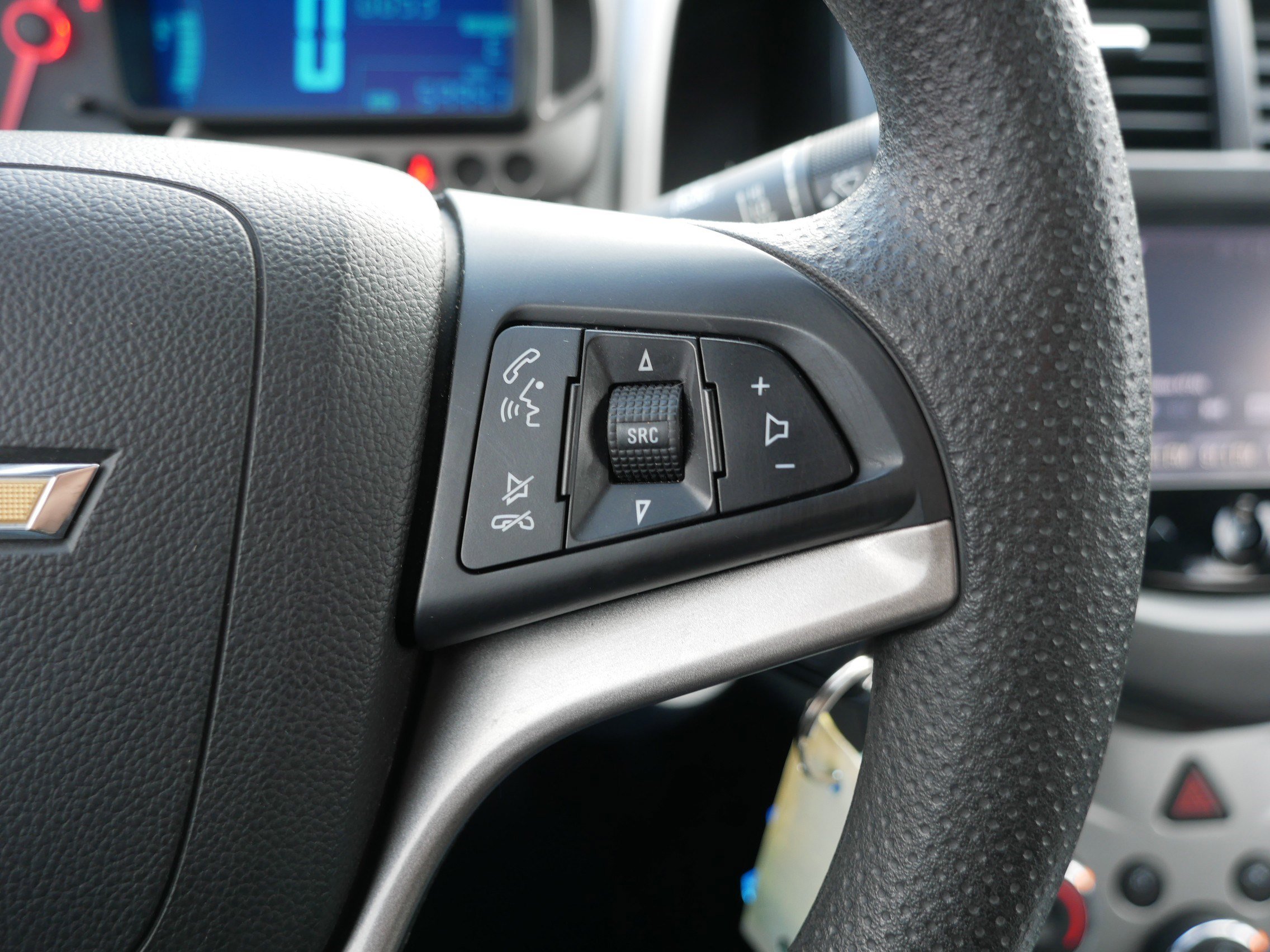 Used 2014 Chevrolet Sonic LT image 29