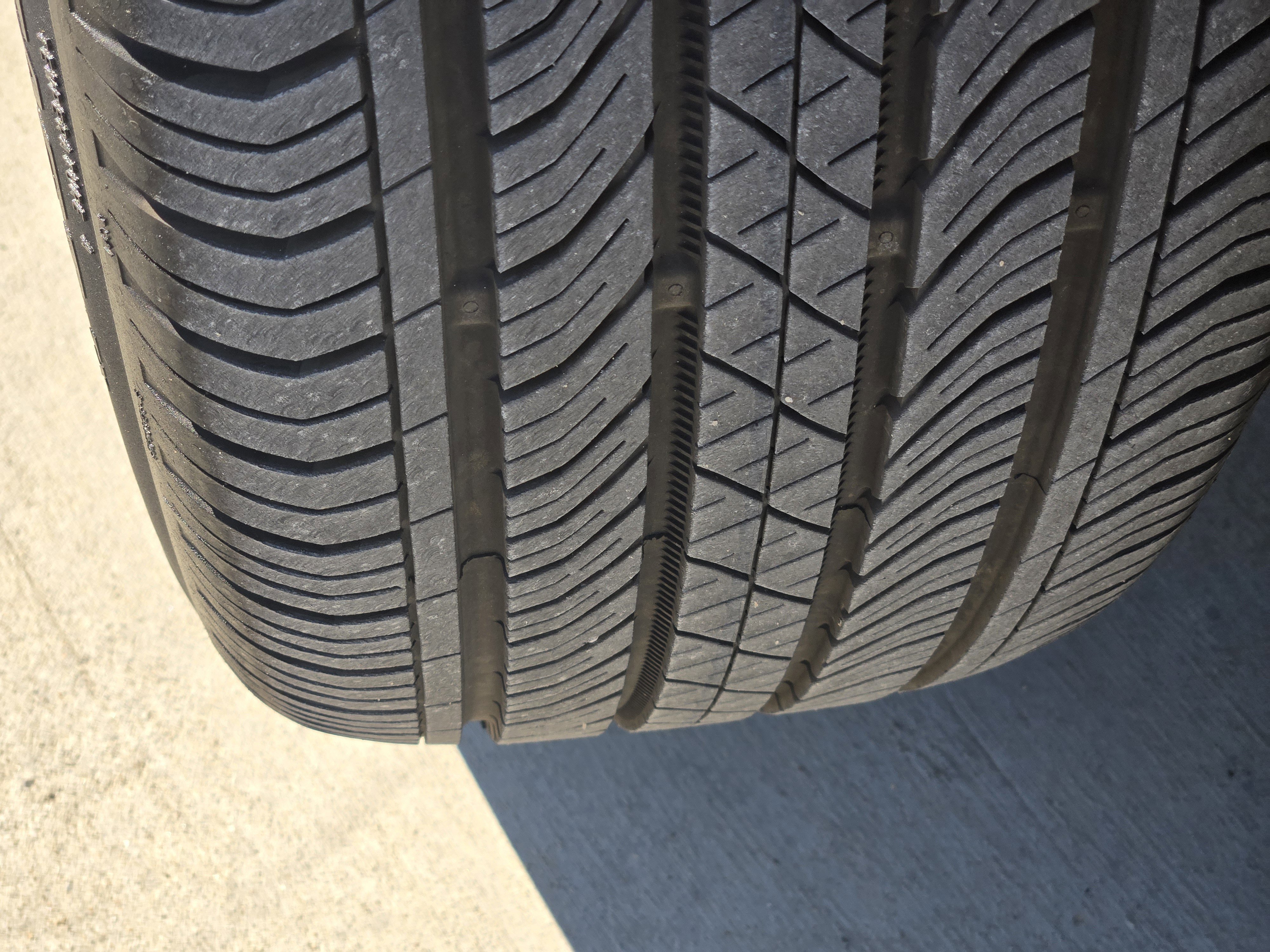 Certified 2025 Acura ADX A-Spec image 9