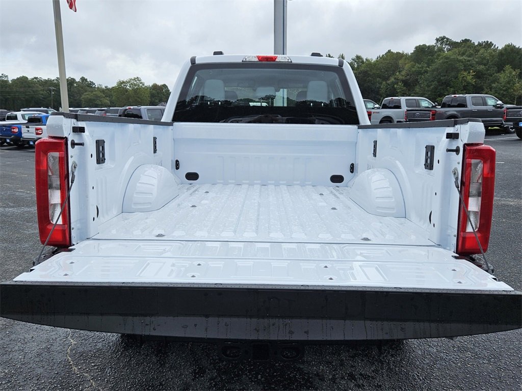New 2026 Ford F250 4x4 Crew Cab Super Duty image 11